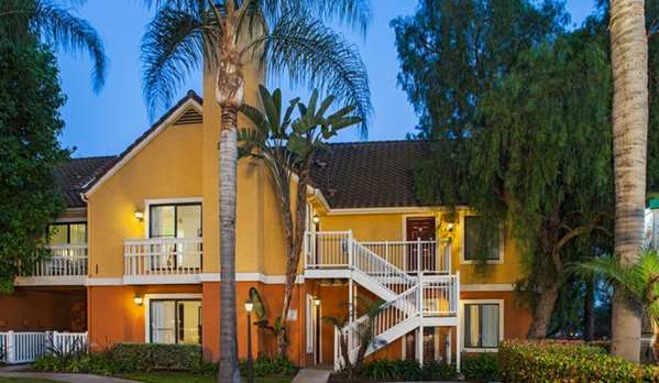 Exterior view - Clementine Hotel & Suites Anaheim - I-5, Exit 109