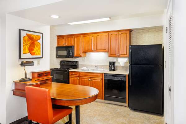  - Clementine Hotel & Suites Anaheim - I-5, Exit 109