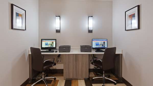 Conference Area - Best Western Green Oaks Inn & Suites La Vernia