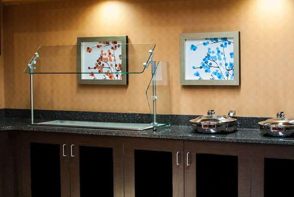 Restaurant - Hawthorn Suites by Wyndham Tysons Corner Vienna