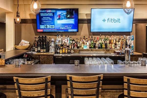 Restaurant - Georgian Bay Hotel Collingwood