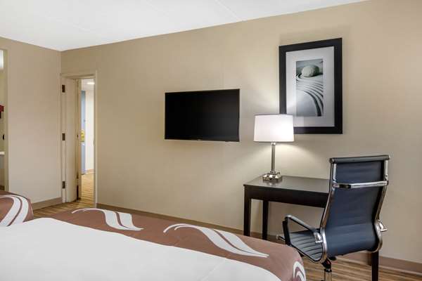 Suite - Quality Inn & Suites Ruther Glen - I-95, Exit 104
