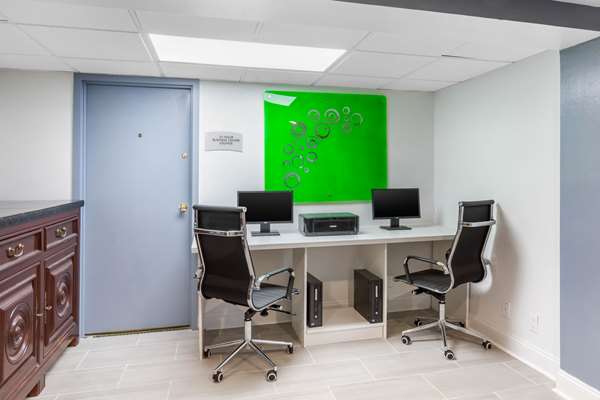 Conference Area - Quality Inn & Suites Ruther Glen - I-95, Exit 104