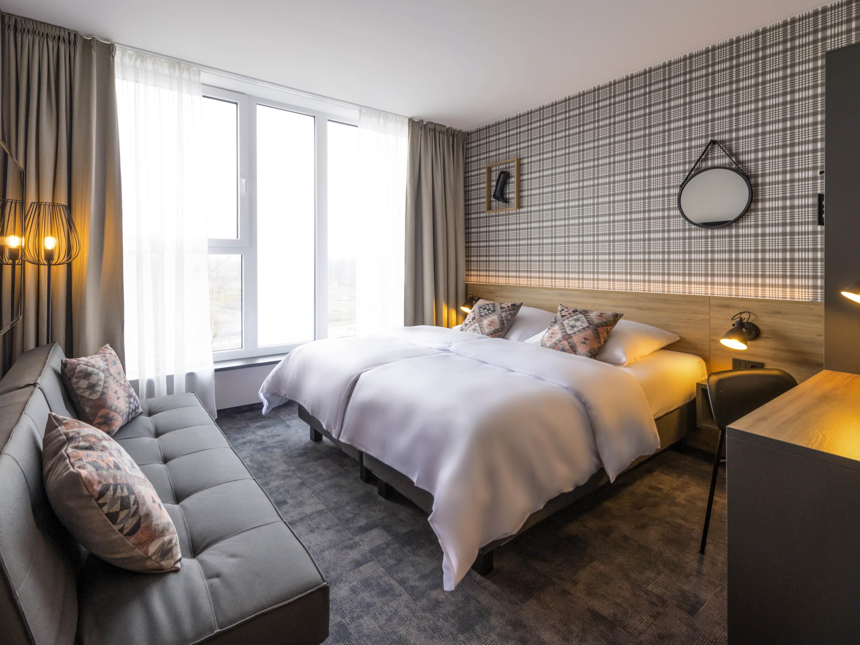 Ibis Styles Vechta Room Type - Family room with 1 double bed and 1 sofa bed, new sleep comfort concept