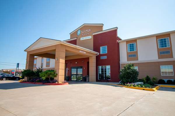 Exterior view - SureStay Plus Hotel by Best Western Owasso