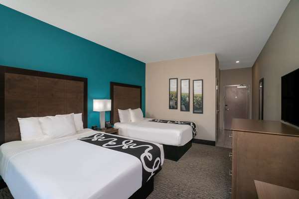  - La Quinta Inn & Suites West Memphis - I-40 & I-55, Exit 278