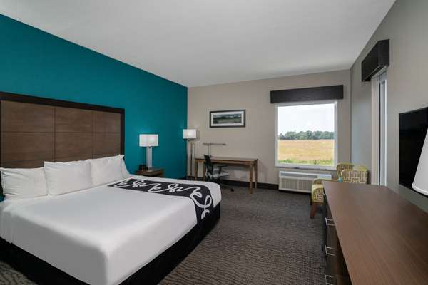  - La Quinta Inn & Suites West Memphis - I-40 & I-55, Exit 278