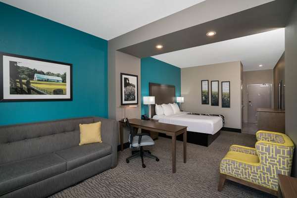  - La Quinta Inn & Suites West Memphis - I-40 & I-55, Exit 278