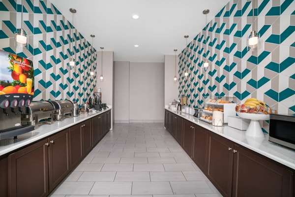  - La Quinta Inn & Suites West Memphis - I-40 & I-55, Exit 278