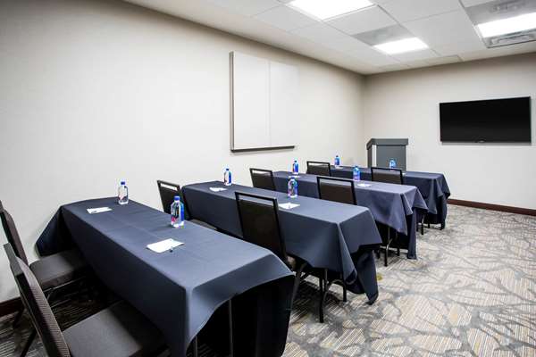  - Wingate by Wyndham Hotel Airport Denver