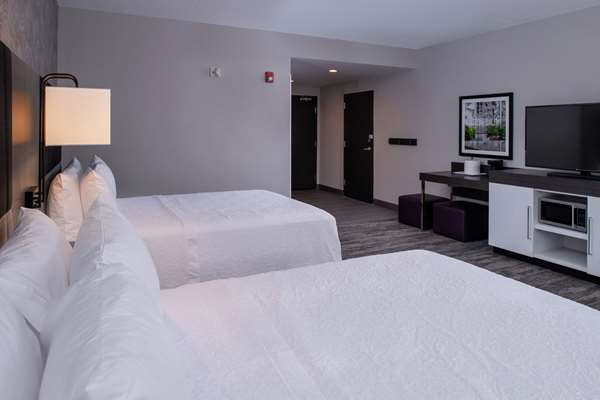  - Hampton Inn & Suites Downtown Winston-Salem
