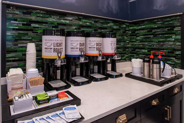 Amenities - Hampton Inn & Suites Downtown Winston-Salem