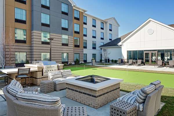 Exterior view - Homewood Suites by Hilton Ronkonkoma - I-495, Exit 60