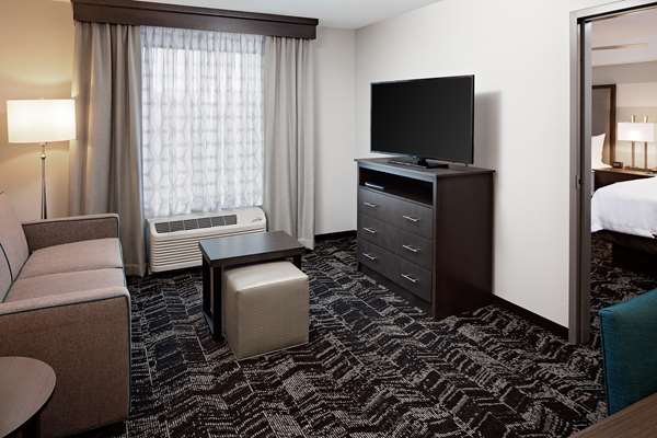  - Homewood Suites by Hilton Ronkonkoma - I-495, Exit 60