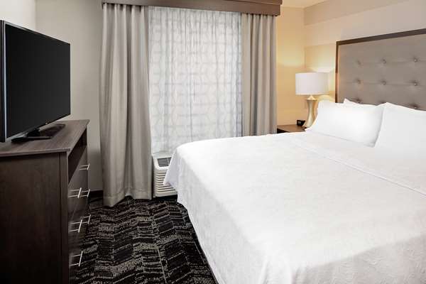  - Homewood Suites by Hilton Ronkonkoma - I-495, Exit 60