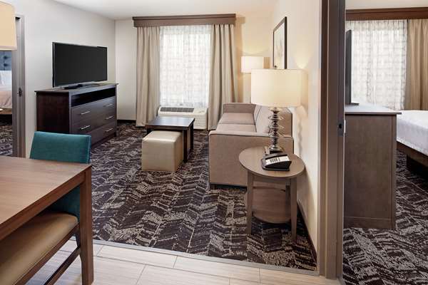  - Homewood Suites by Hilton Ronkonkoma - I-495, Exit 60