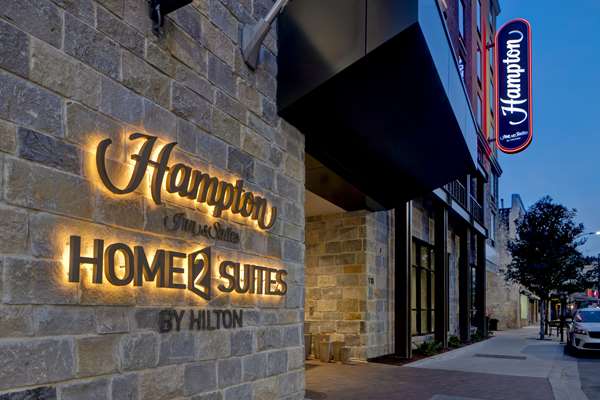 Exterior view - Hampton Inn & Suites Riverwalk San Antonio - I-10 & I-35, Exit 155B