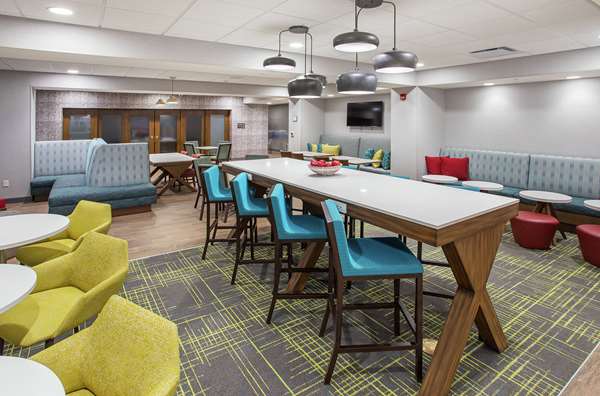  - Hampton Inn & Suites Simpsonville