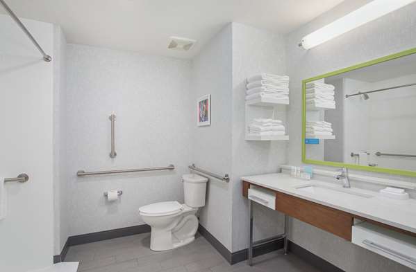  - Hampton Inn & Suites Simpsonville