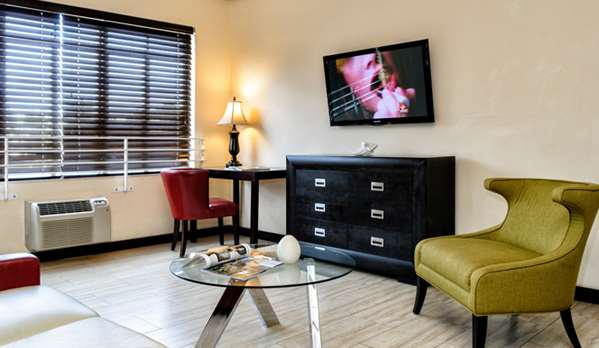  - Tradewinds Apartment Hotel Miami Beach