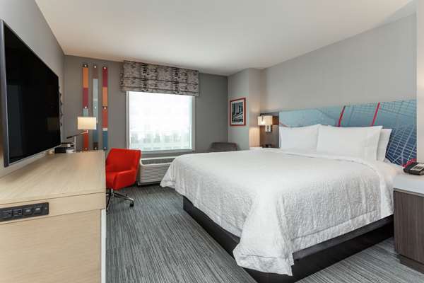  - Hampton Inn Downtown City Center Oakland