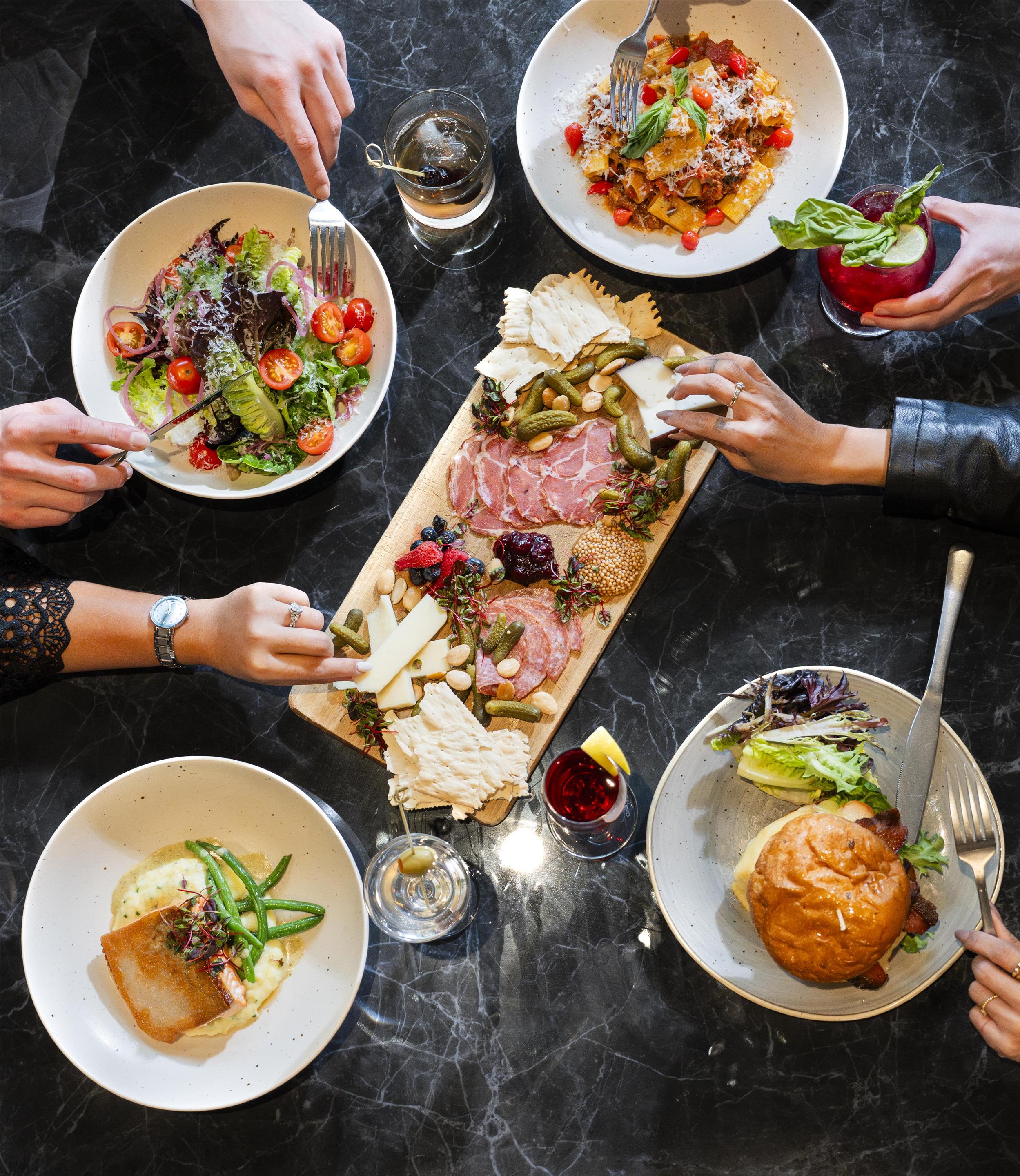 Restaurant | The Sound Hotel Seattle Belltown, Tapestry Collection