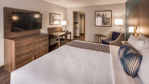 Suite - Best Western Plus Champaign Inn - I-74, Exit 181