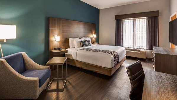  - Best Western Plus Champaign Inn - I-74, Exit 181