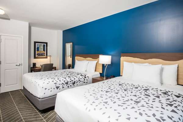  - La Quinta Inn & Suites Long Island City