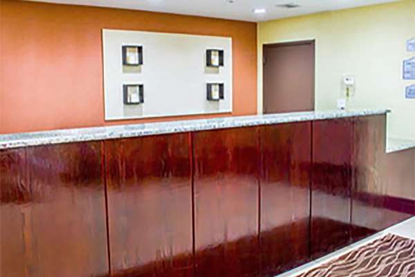  - Travelodge Ozone Park