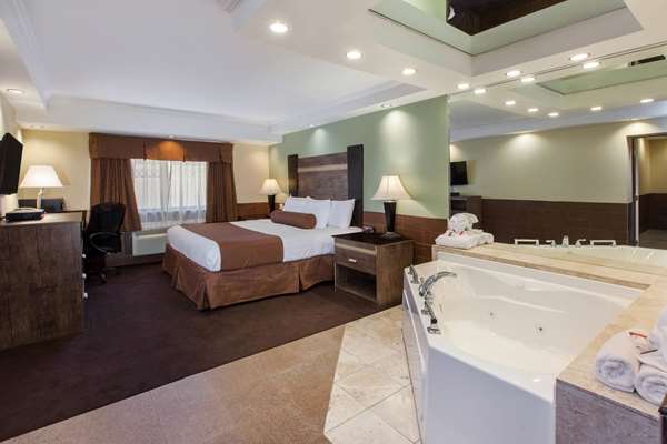 Suite - Baymont Inn & Suites Pompton Plains
