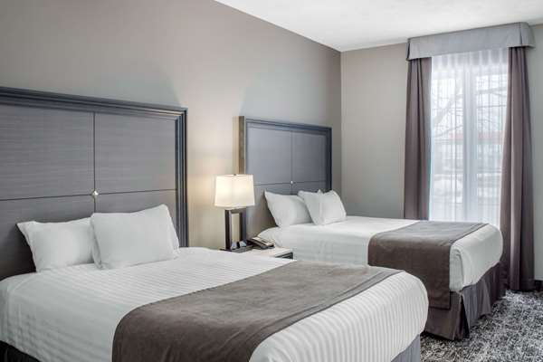  - Chateau Moncton Hotel