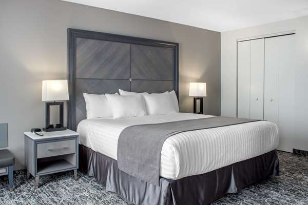  - Chateau Moncton Hotel