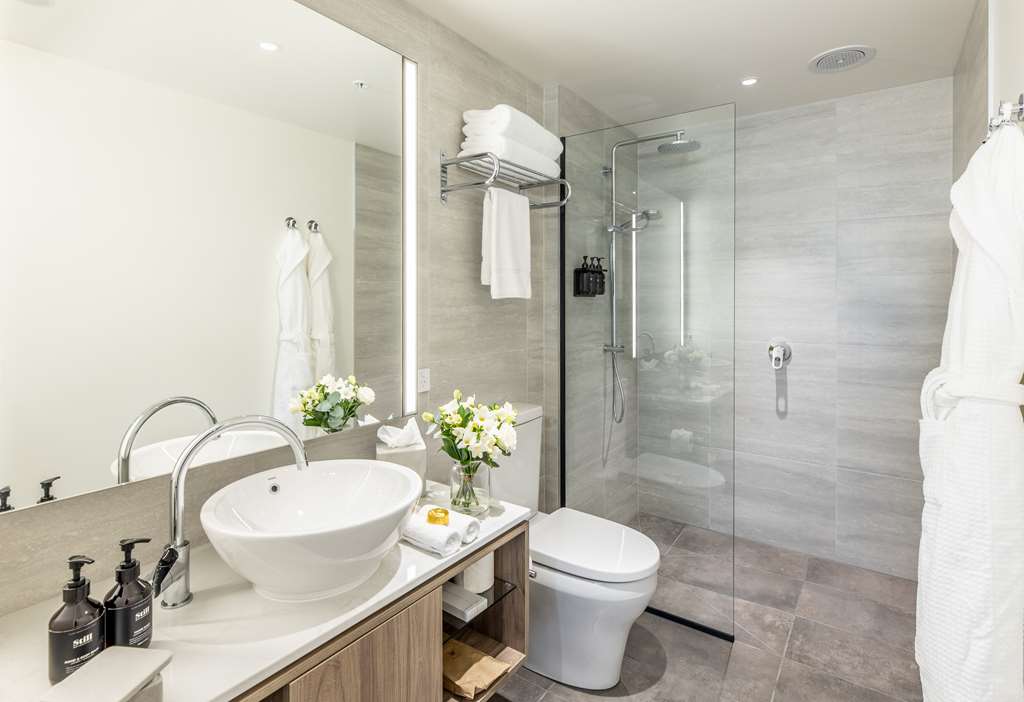 SUDIMA CHRISTCHURCH CITY-guestroom-Guest Room,Bathroom,On-Site.jpg