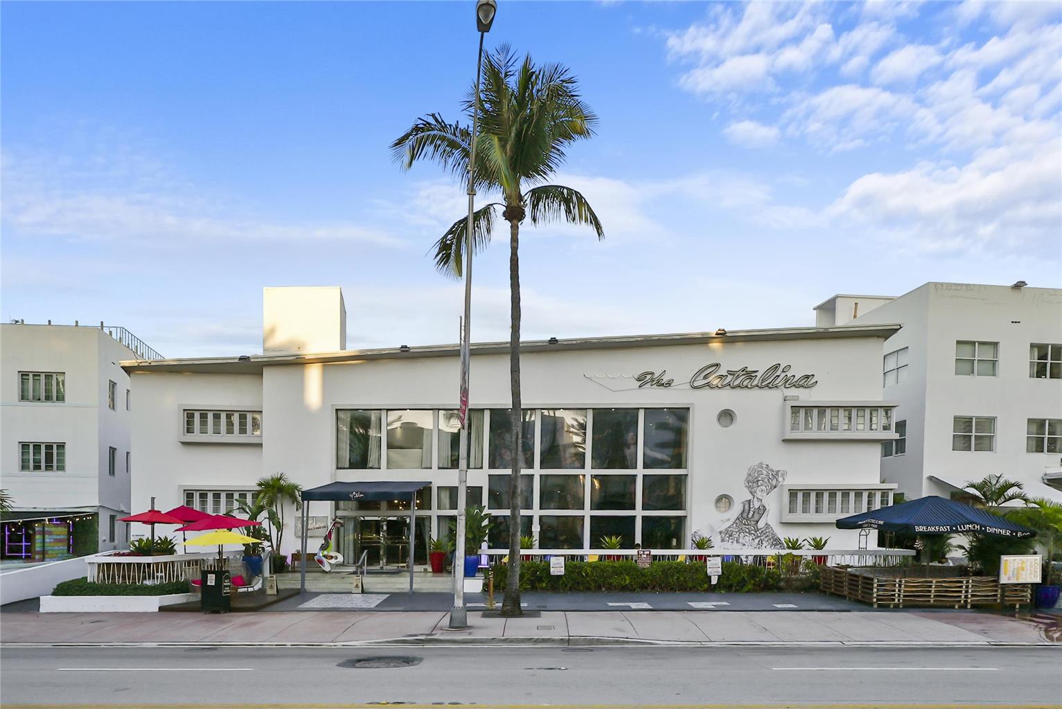 Catalina Hotel & Beach Club