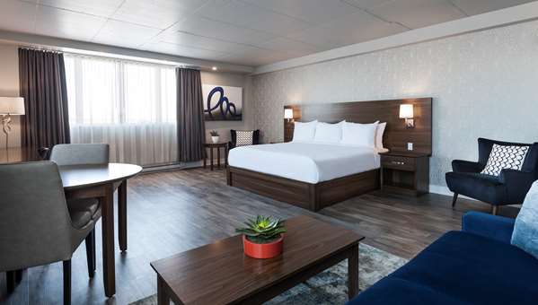  - Imperia Hotel & Suites Boucherville