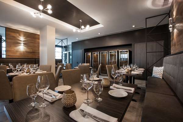 Restaurant - Imperia Hotel & Suites Boucherville