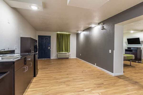  - Studio 6 Extended Stay Hotel Temple