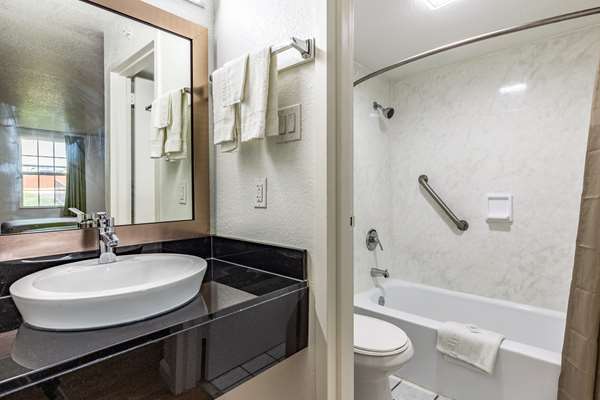  - Studio 6 Extended Stay Hotel Temple