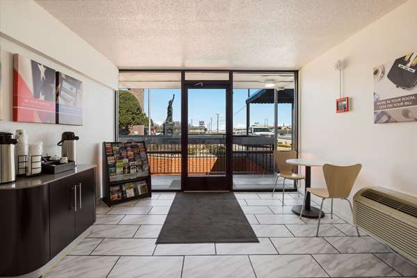  - Studio 6 Extended Stay Hotel Temple