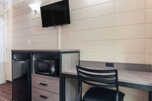  - Rodeway Inn Nashville