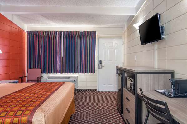  - Rodeway Inn Nashville