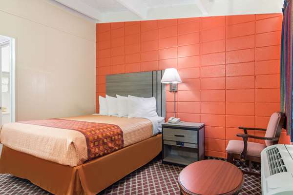  - Rodeway Inn Nashville