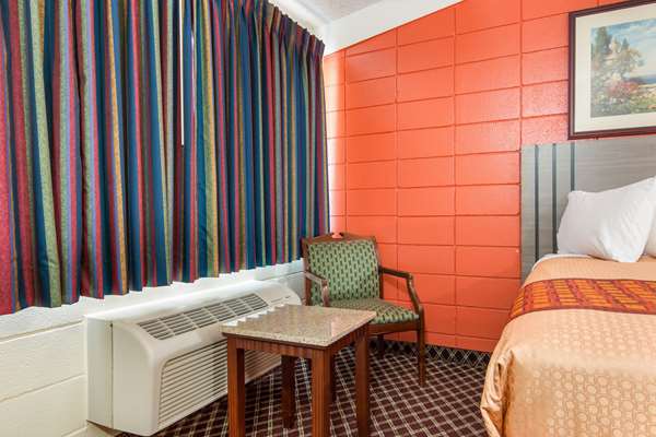  - Rodeway Inn Nashville