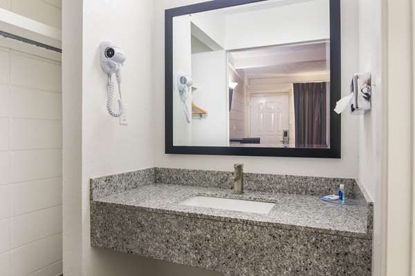  - Rodeway Inn Nashville