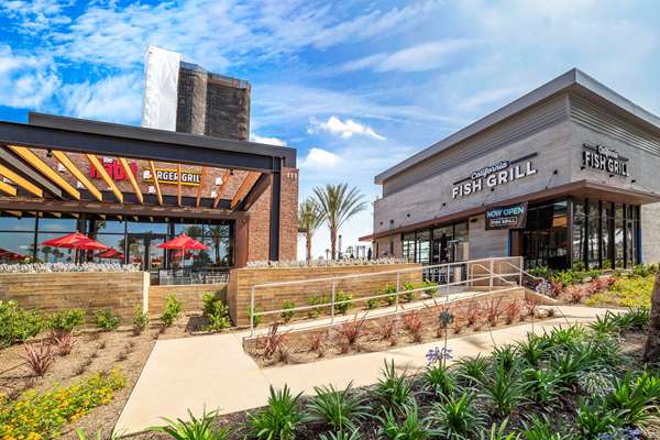  - Cambria Hotel Resort Area Anaheim - I-5, Exit 109