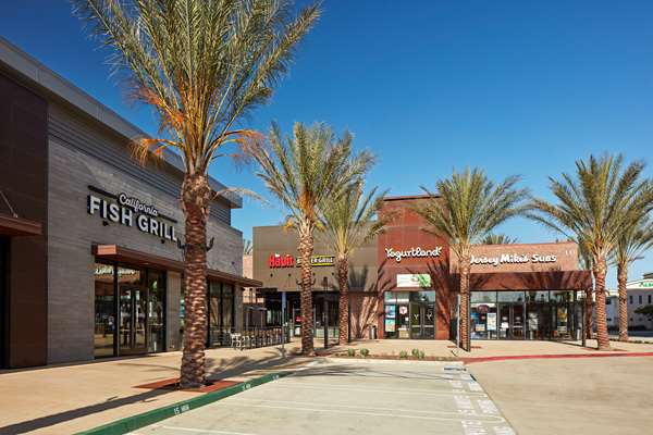  - Cambria Hotel Resort Area Anaheim - I-5, Exit 109