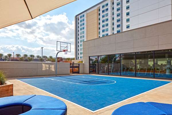 Pool - Cambria Hotel Resort Area Anaheim - I-5, Exit 109