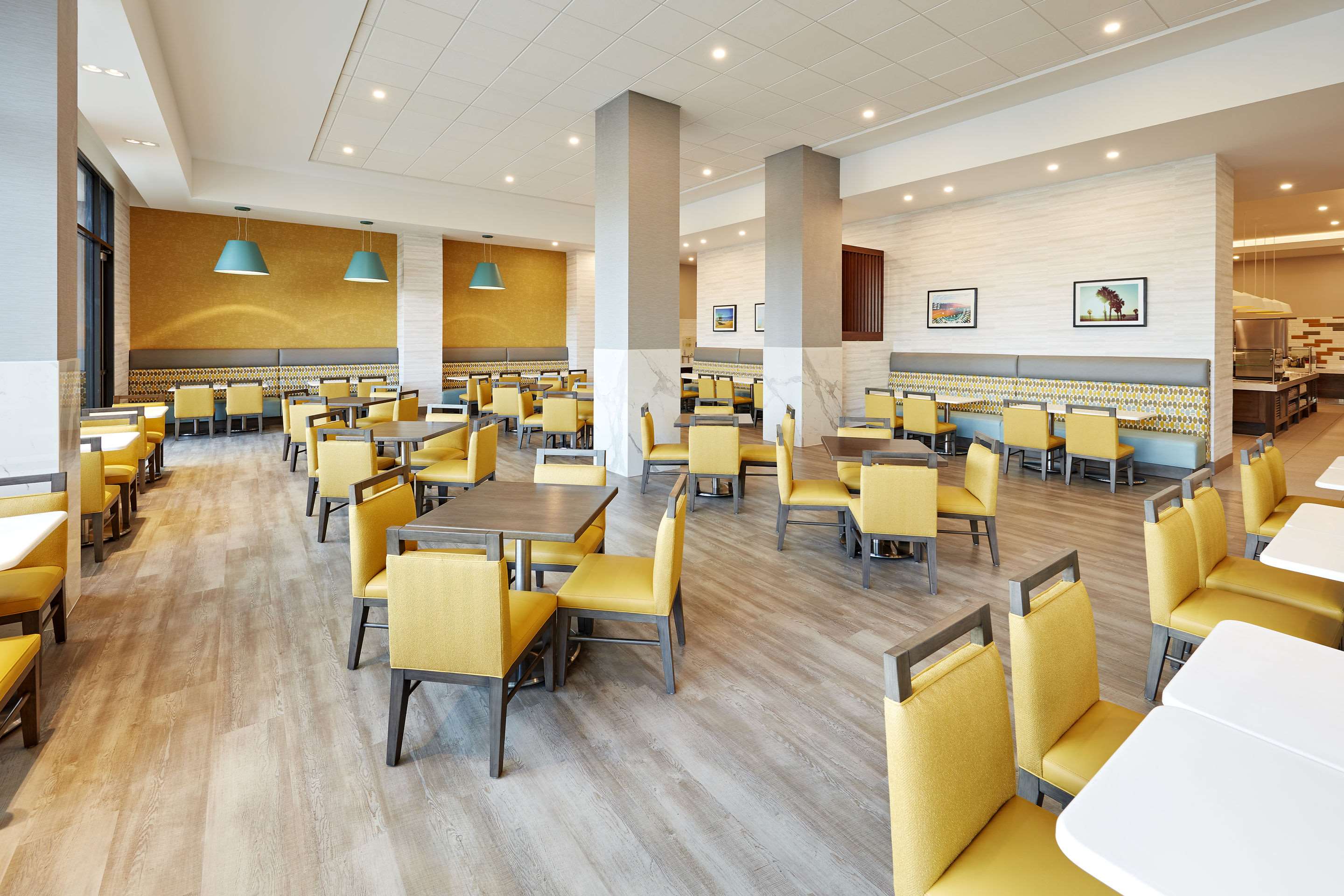 Spacious breakfast area | Cambria Hotel Anaheim Resort Area