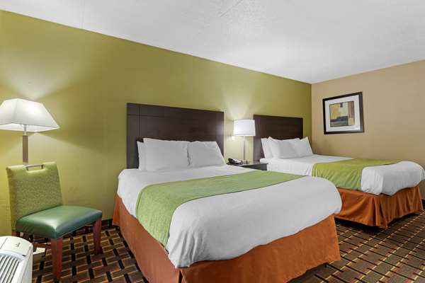  - SureStay Hotel by Best Western Lenoir City - I-75, Exit 81